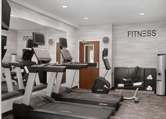 Fairfield Inn & Suites Naperville/Aurora