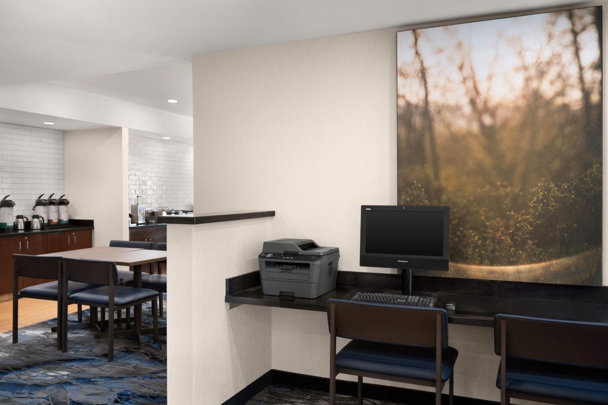 Hotel Fairfield & Naperville/aurora