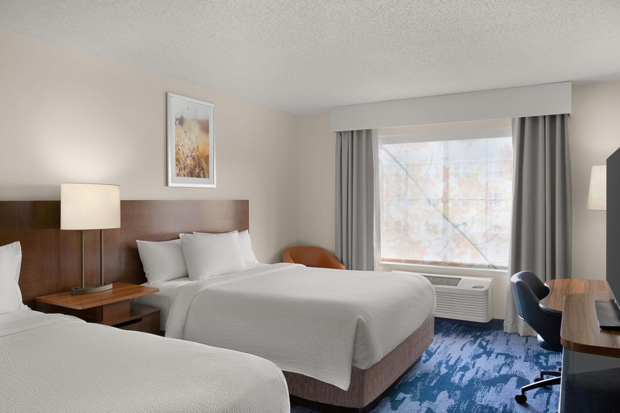 Hotel Fairfield & Naperville/aurora 3*