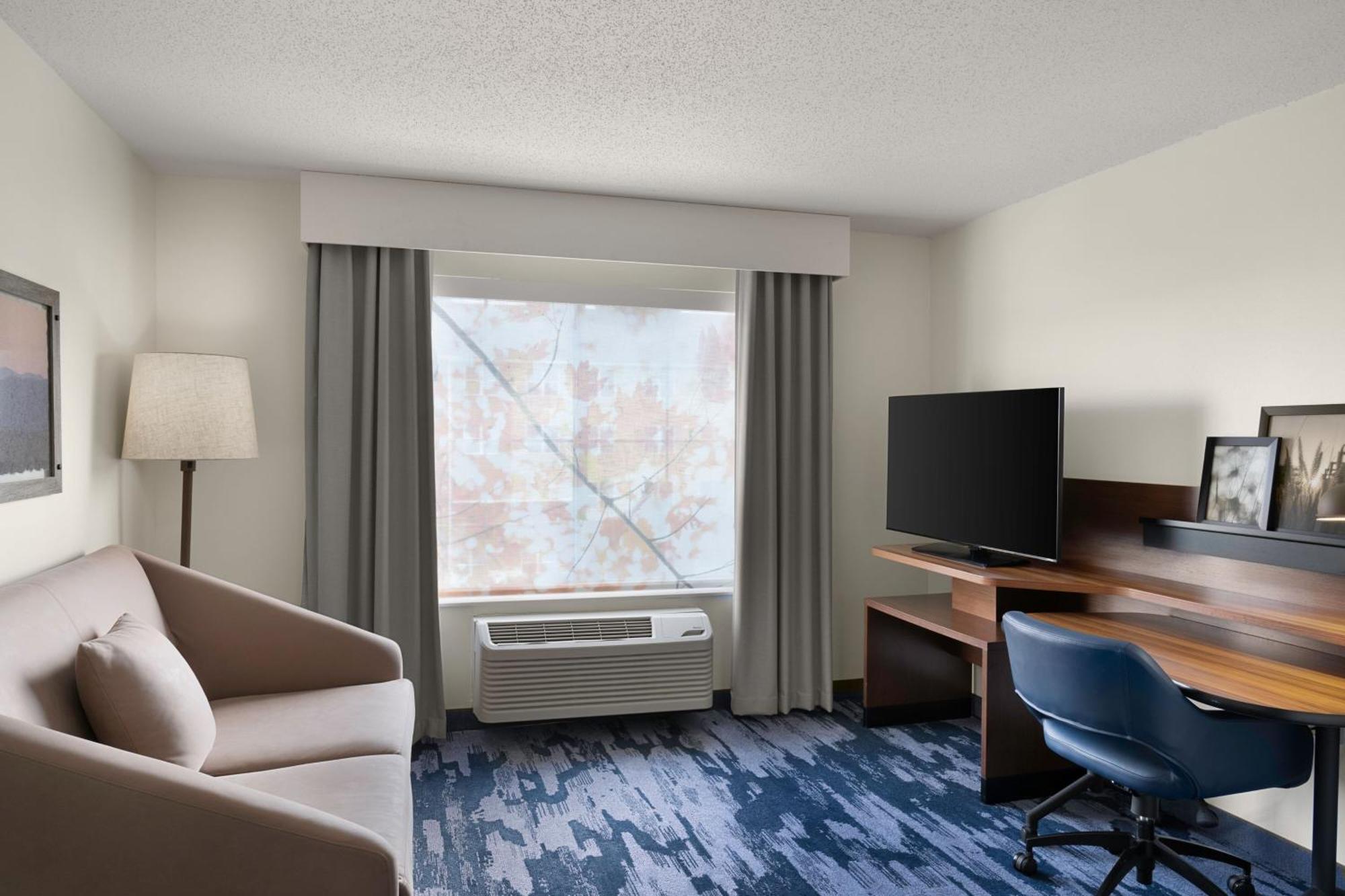 Fairfield & Naperville/aurora Hotel Naperville